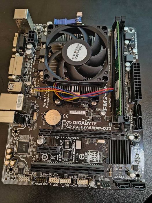 Комплект GA-F2A68HM-DS2 + A6-6400 + DDR3 4GB