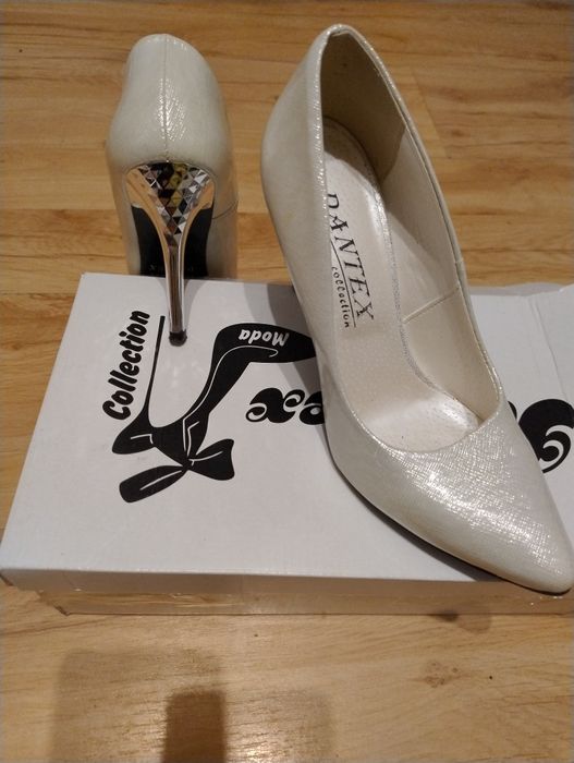 Sprzedam przepiękne szpilki