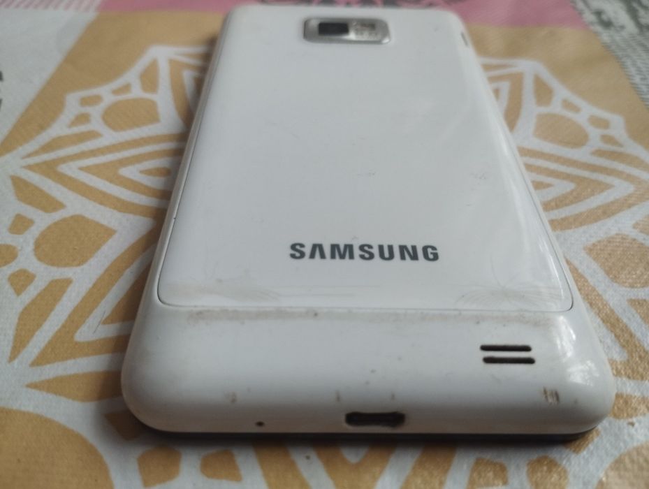 Смартфон Samsung  galaxy GT 19100