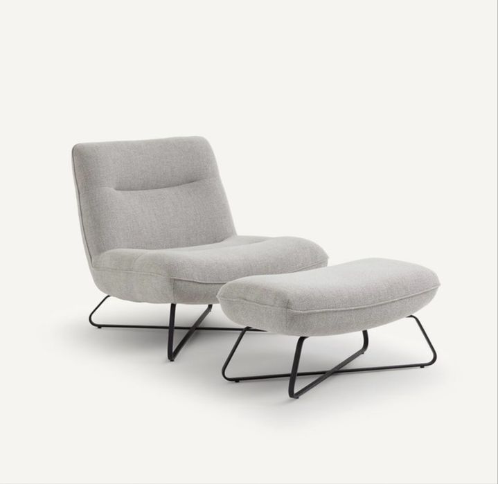 Sofa plotrona com repousa pes