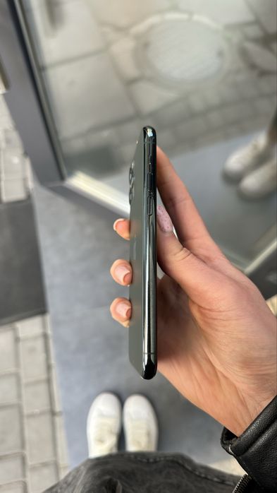 Used Apple iPhone 11 Pro 256Gb Midnight Green
