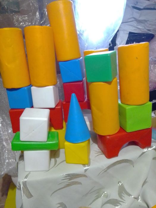 Машинка огромная и другие игрушки