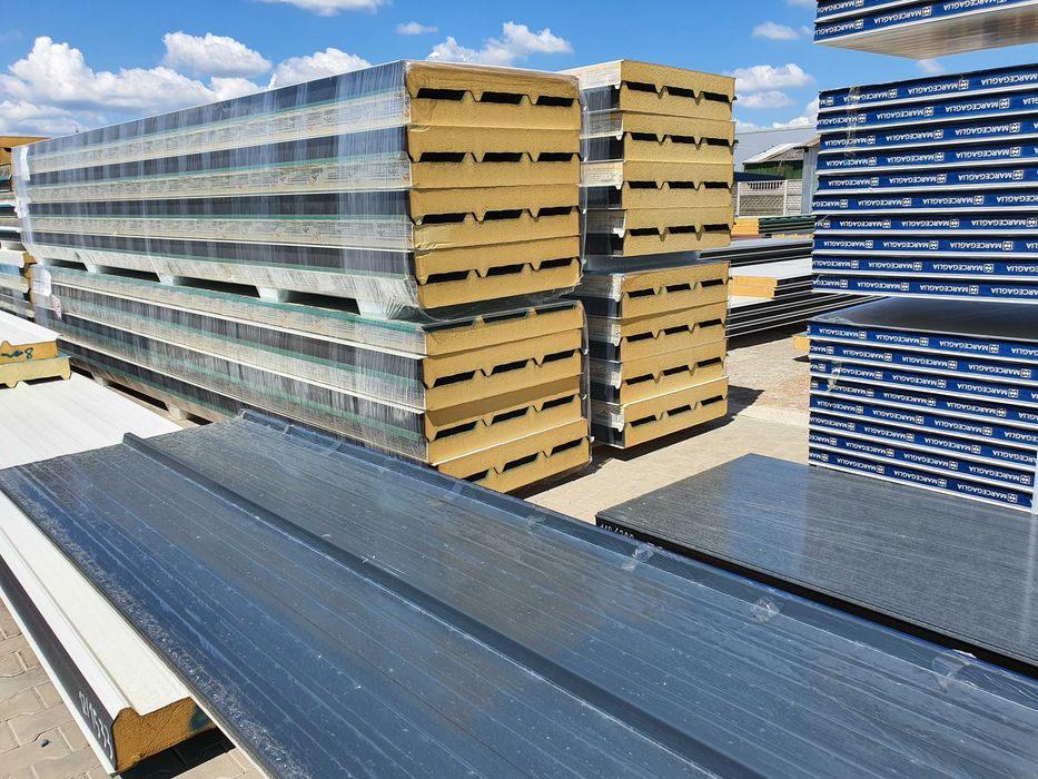 Płyta warstwowa Obornicka Nowa Płyta Chłodnicza Płyty warstwowe PREKON