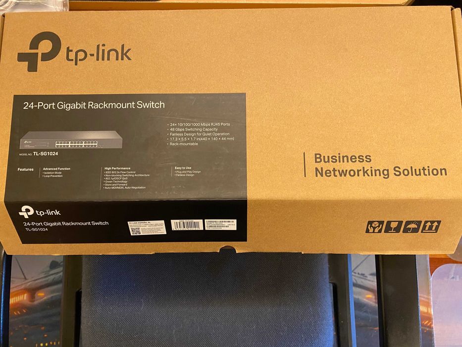 Switch TP-LINK 24 Portas - NOVO