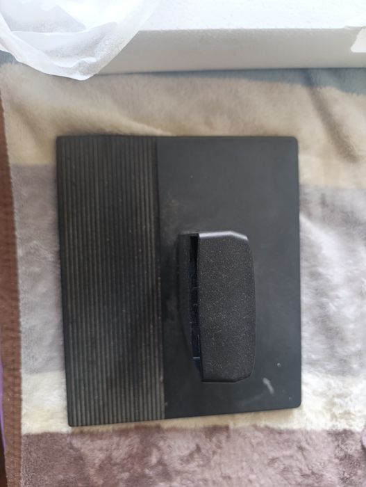 Монитор 21.5 дюйма