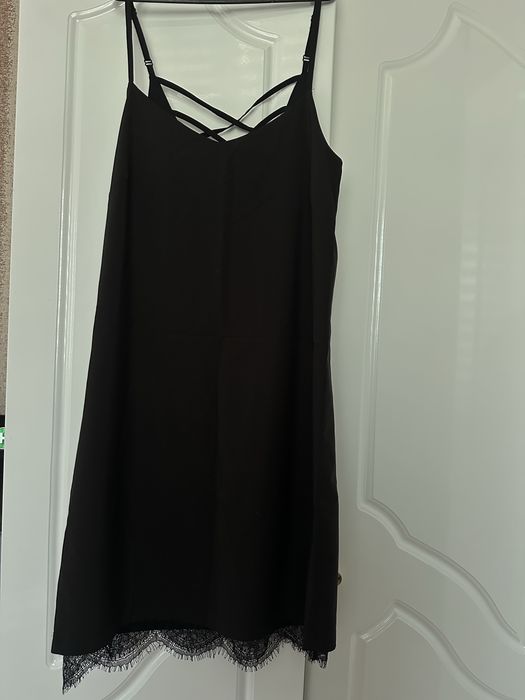 Сукня літня на бретельках