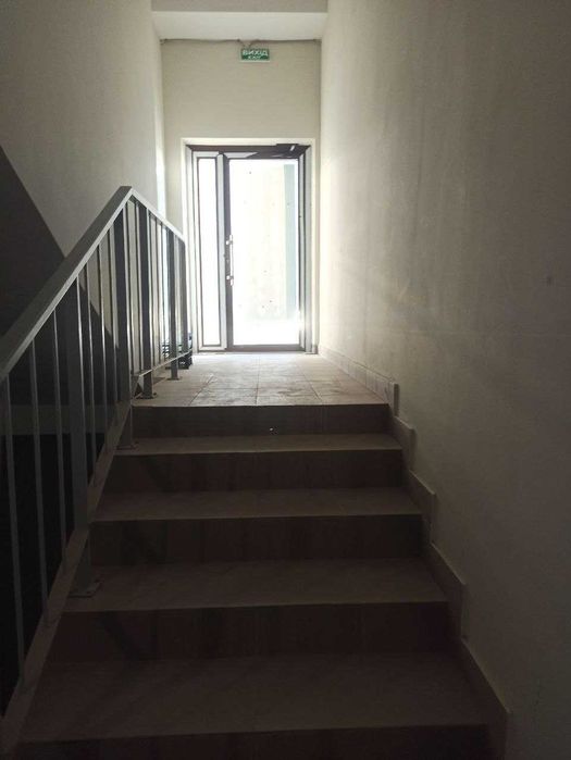 ЖК «Варшавський». Фасадне приміщення Open Space 172 м²