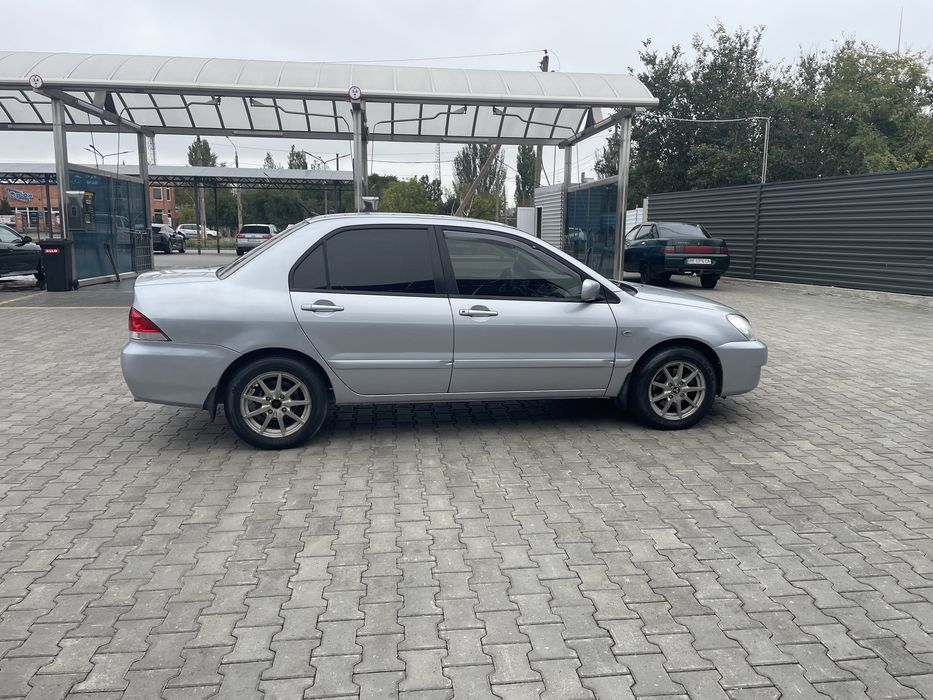 Mitsubishi Lancer 2007 Автомат газ