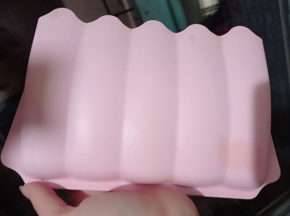 Продам сенницу для больших грызунов, много разных клеток