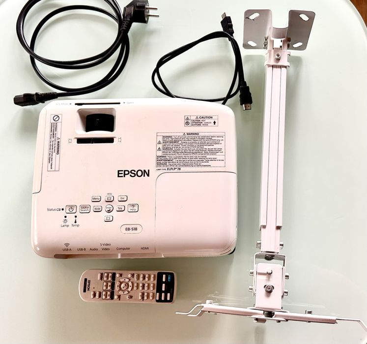 Rzutnik Epson z ramieniem