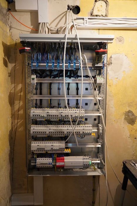 Elektryk - usługi elektryczne, awarie, przeróbki