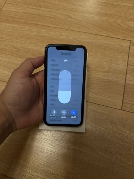 Iphone 11 128gb Neverlock 93%стан батареї