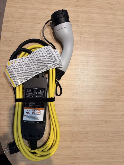Oryginalny kabel ładujący VW Audi Seat Škoda 1EA971675AL Mode 2 NOWY