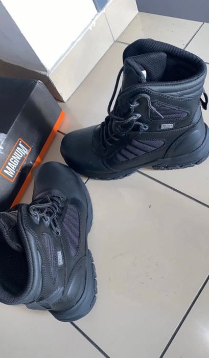 Botas oparacionais Magnum