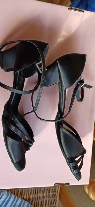 Buty latino taneczne artis 42 do tańca