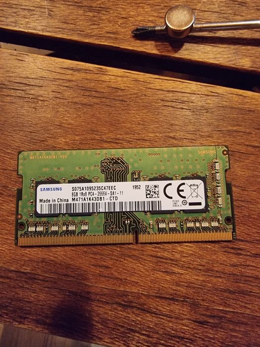 Оперативна пам'ять(озу) для ноутбука( ноутбук)