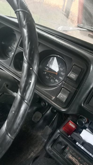 Ваз 2105 из под деда