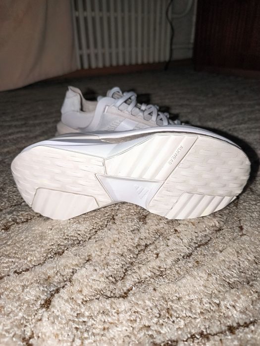 Кроссовки Adidas Avryn_X