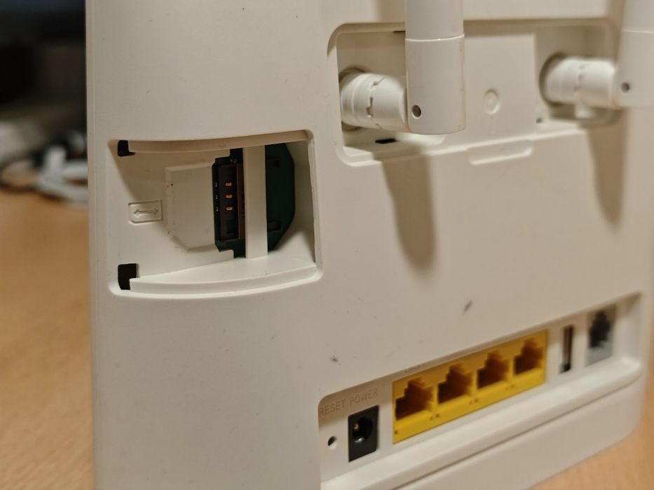 4G LTE  WiFi Router HUAWEI B315s-22 з USB
