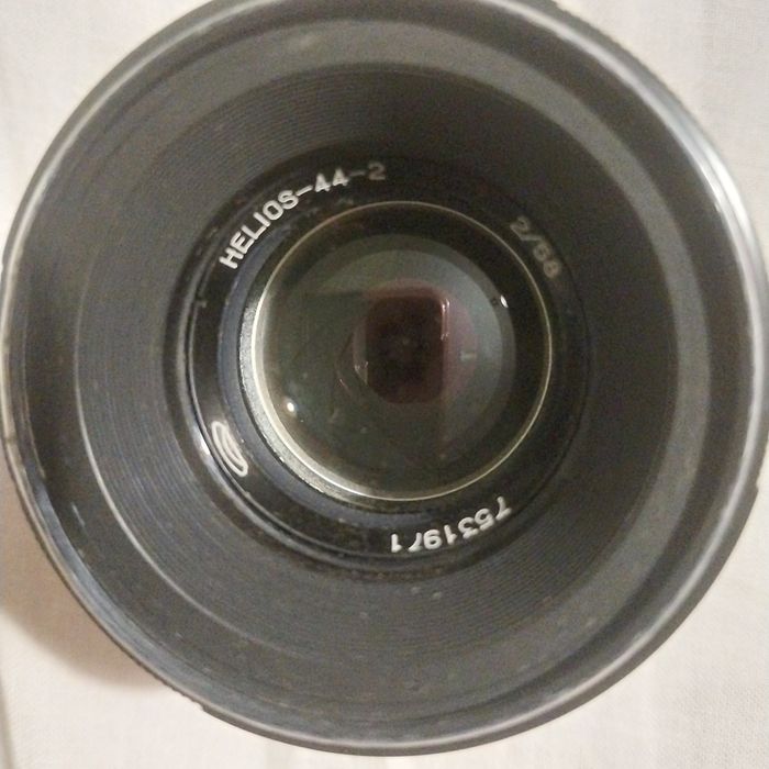 Широкоугольный обьектив Helios 44-2. Немецкий с футляром.. На фотоаппа