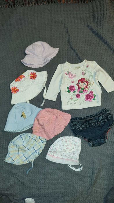 Paka ubrań dla dziewczynki od 0 do 12 miesięcy