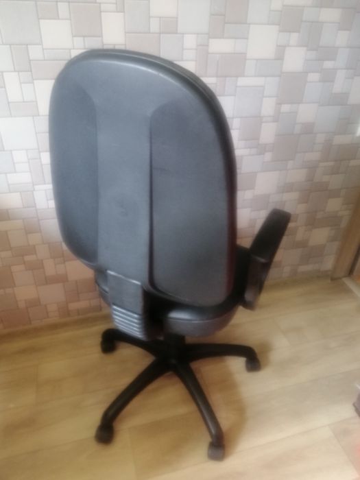 Продам детское кресло