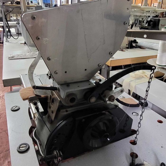 owerlok titan maxiket do dywanikow samochodowych,grube szycie