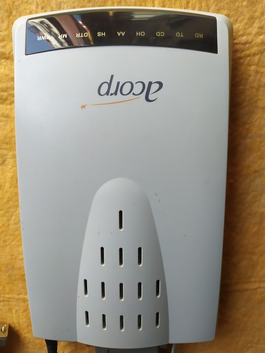 Шкатулка (ларец).Аналоговый модем  Acorp  M56SCD. 56K.