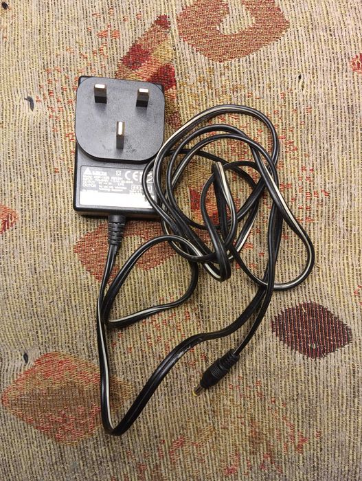 Блок питания зарядное для приставки игровой SONY PSP 5V 2A