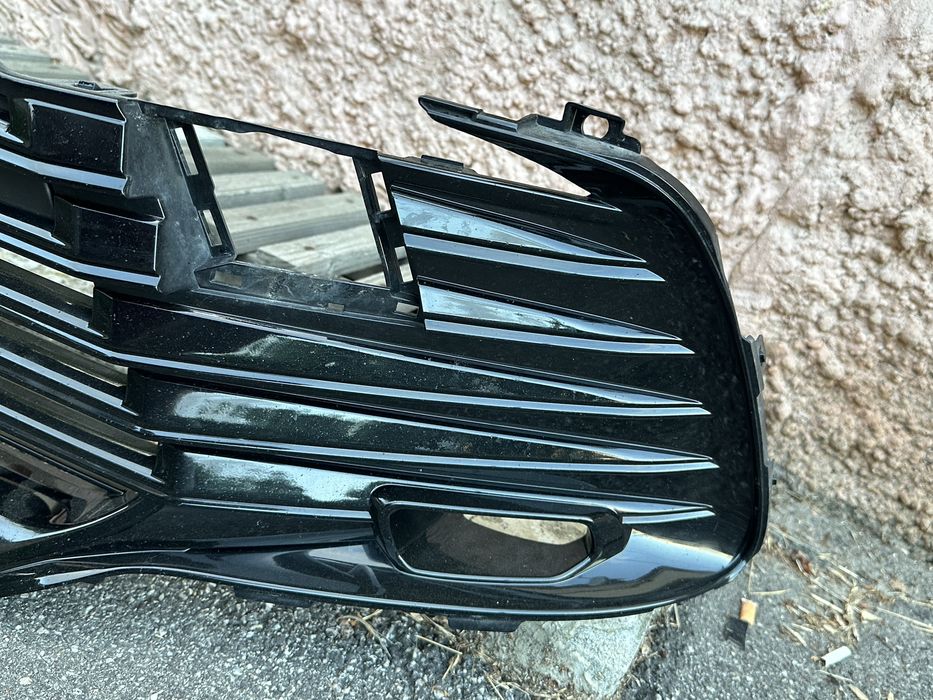 Решетка бампера Camry 70
