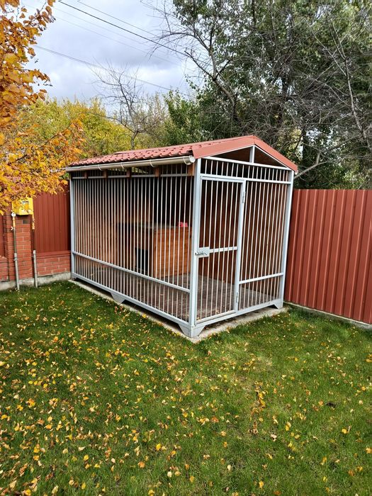 Вольєр для великої собаки