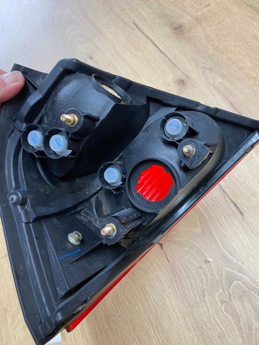 6897 Lampa tylna prawa Stanley P4172R Honda Goldwing GL1800