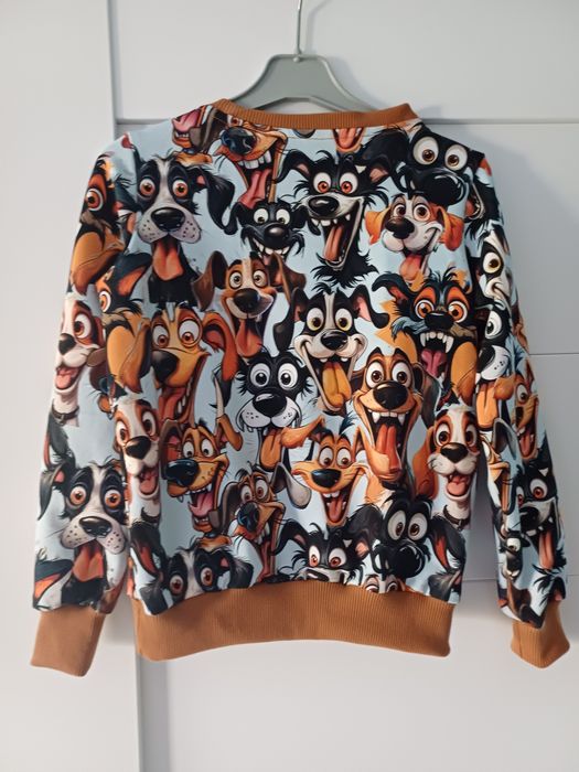 Nowy sweterek, bluza szalone psy rozmiar 116 unisex