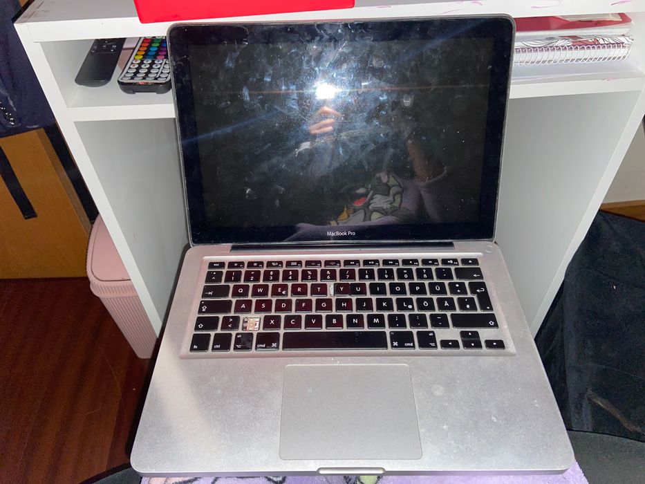 macbook da apple436242100258099201