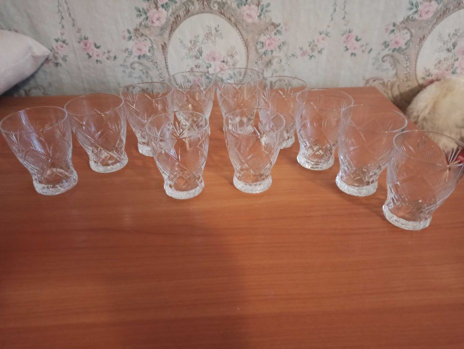 Новые хрустальные стопочки, стопки,стаканчики 7 шт(75 мл)
