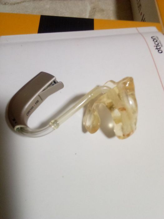 Продам новий слуховой апарат Oticon.Отдам на 50%дешевле риночной цени.