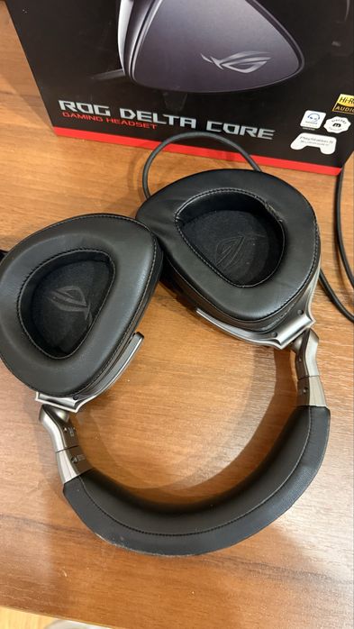 Геймерські дротові навушники Asus ROG Delta Core Чорні