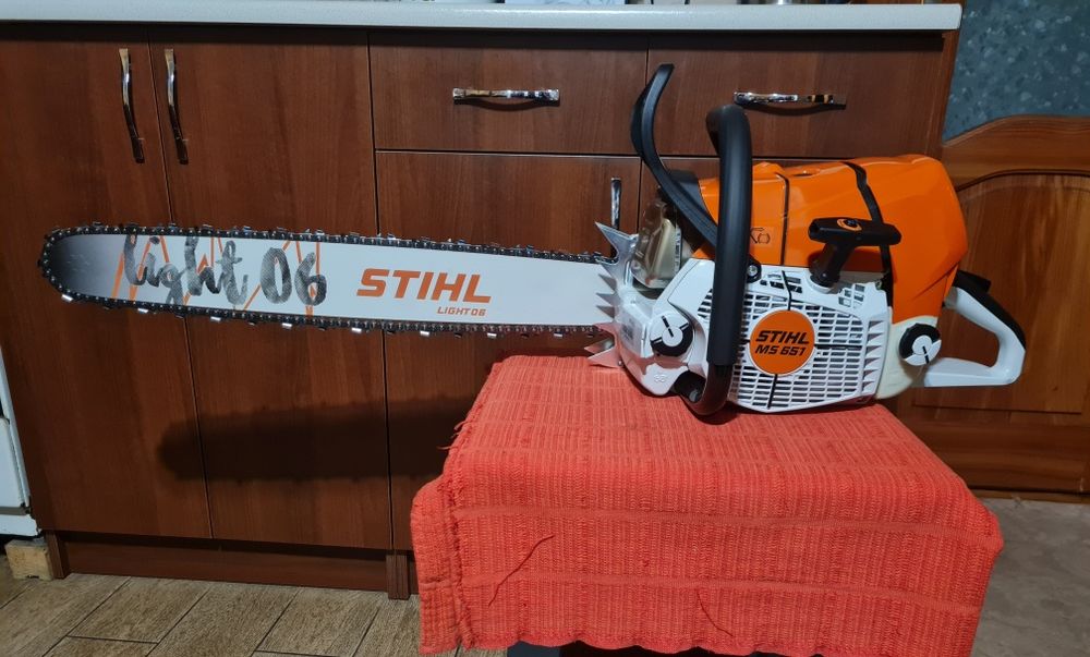 Нова бензопила Stihl MS 651 (Німеччина)