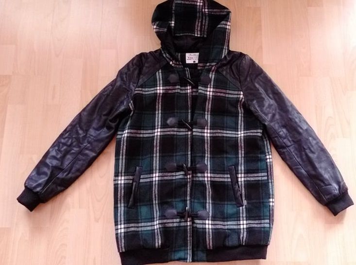 Kurtka typu parka z kapturem rozm. 40