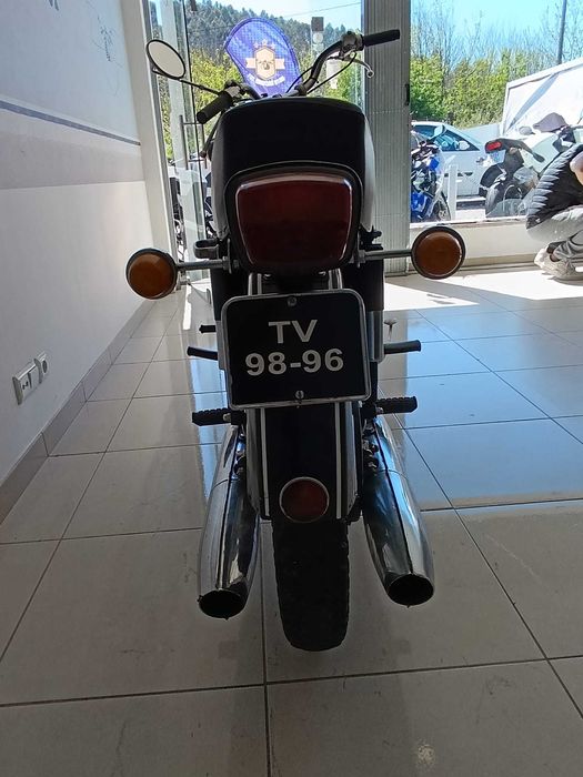 Mota antiga  Jawa 250cc de 1975