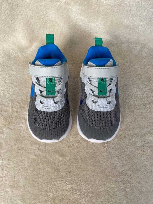 кросівки  Nike оригінал, розм 22