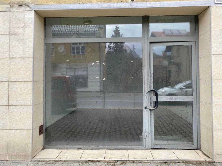 Do wynajecia lokal handlowo-uslugowy - Makow Podhalanski