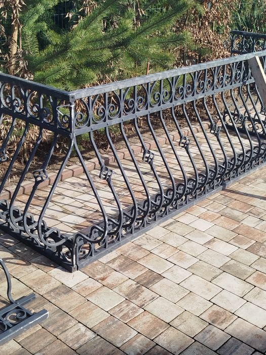 Sprzedam balustradę kutą