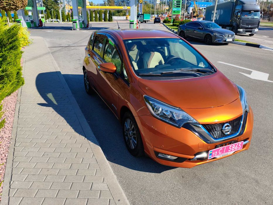 Продам Nissan Note E-Power Medalist гібрид: 3.5л.-100км.