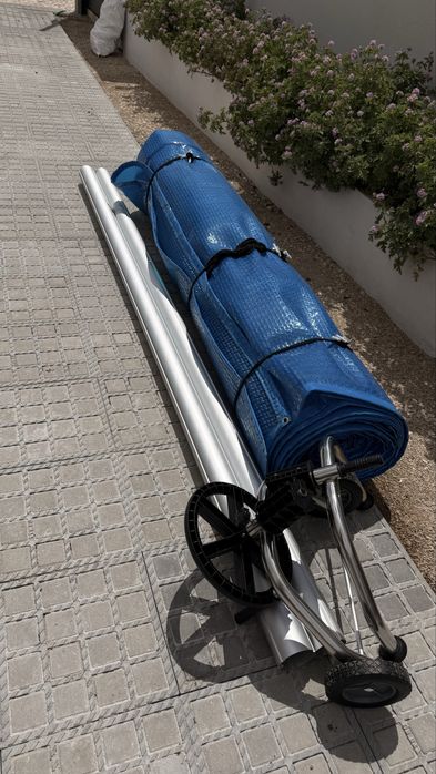 Cobertura Térmica para Piscina com Enrolador