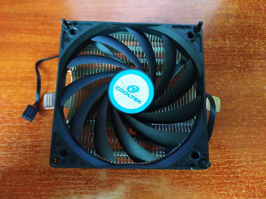 кулер AMD на трубках Cooltek