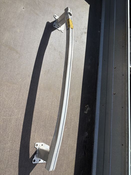 belka tylna do auta Renault Megane 1.4 benzyna