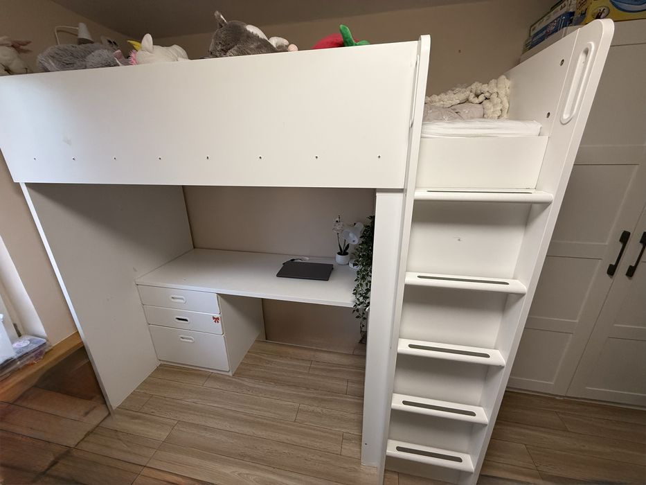 Łóżko z biurkiem piętrowe