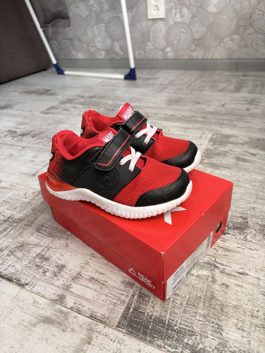 Кроси marvel spiderman 17,5 см 28-29 р