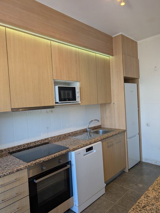 Móveis por Medida | Cozinhas, Roupeiros, Closets e Mobiliário Personalizado
